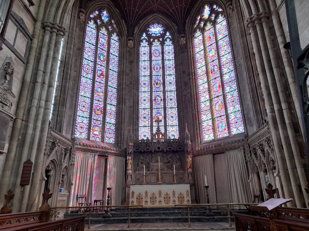 interior of all saints church